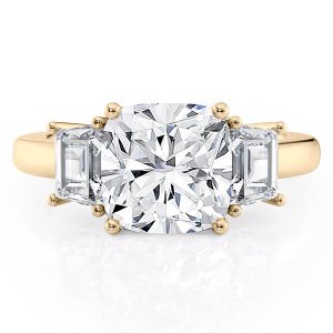 14K Yellow Gold Three Stone Step Cut Trapezoid Diamond Ring 14K Yellow Gold Three Stone Step Cut Trapezoid Diamond Ring